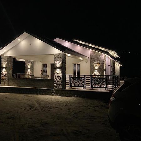 Rr Holiday Inn Kodaikanal Exteriör bild