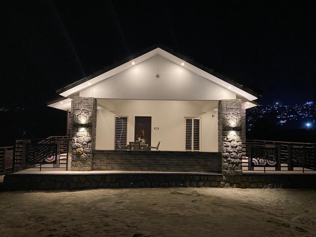 Rr Holiday Inn Kodaikanal Exteriör bild